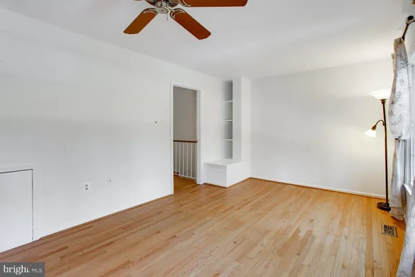 $3,100 | 4428 Holly Avenue, Fairfax, VA 22030