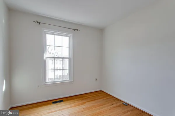 $3,100 | 4428 Holly Avenue, Fairfax, VA 22030