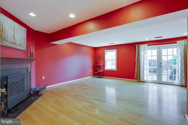 $3,100 | 4428 Holly Avenue, Fairfax, VA 22030