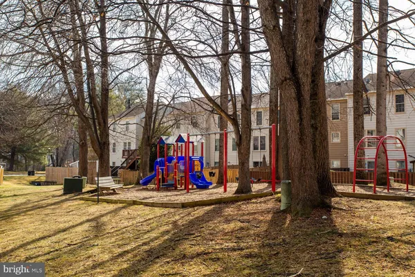 $3,100 | 4428 Holly Avenue, Fairfax, VA 22030