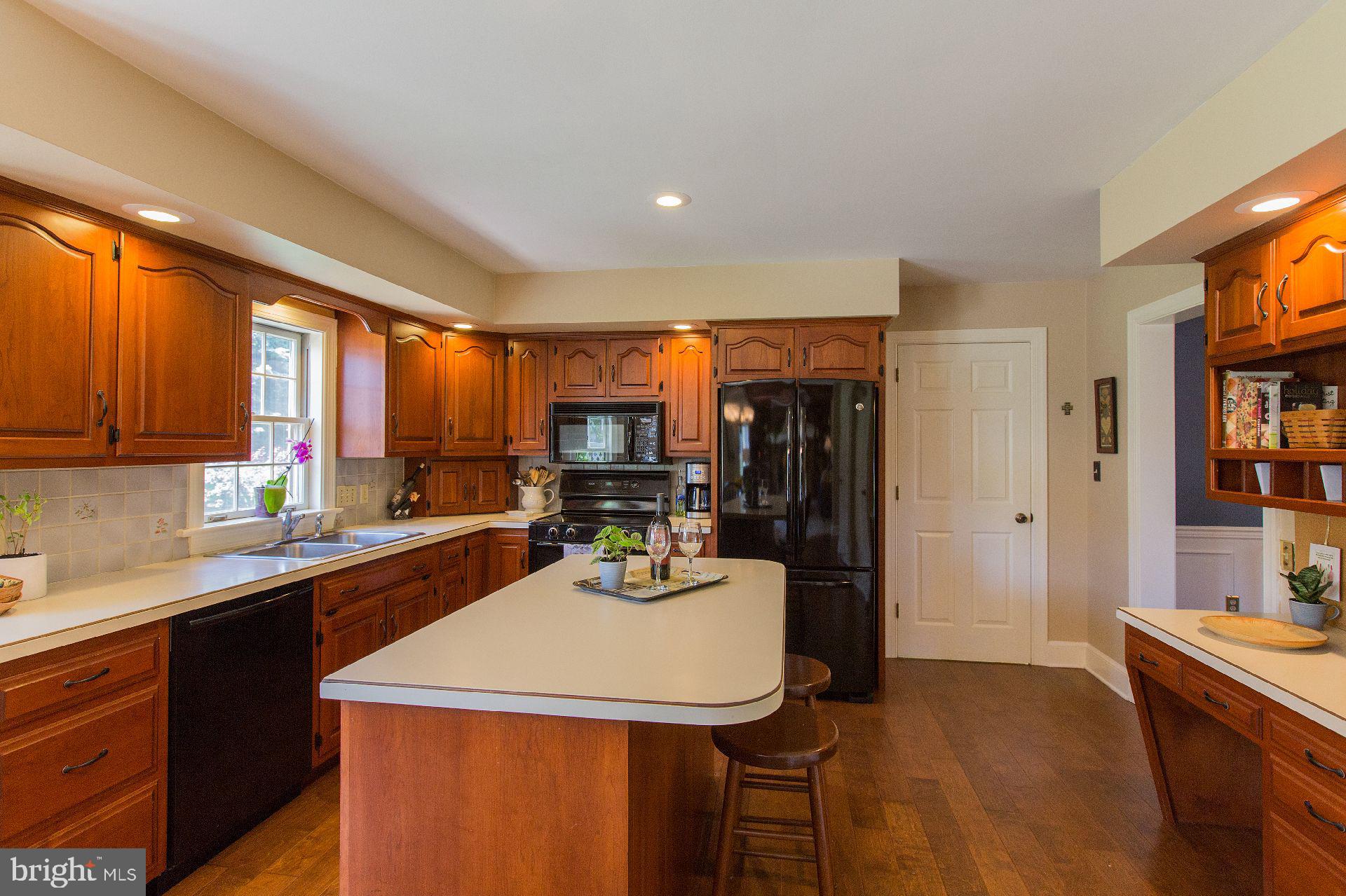 565 Wheatfield Drive Lititz, PA 17543 - Photo 18 of 79