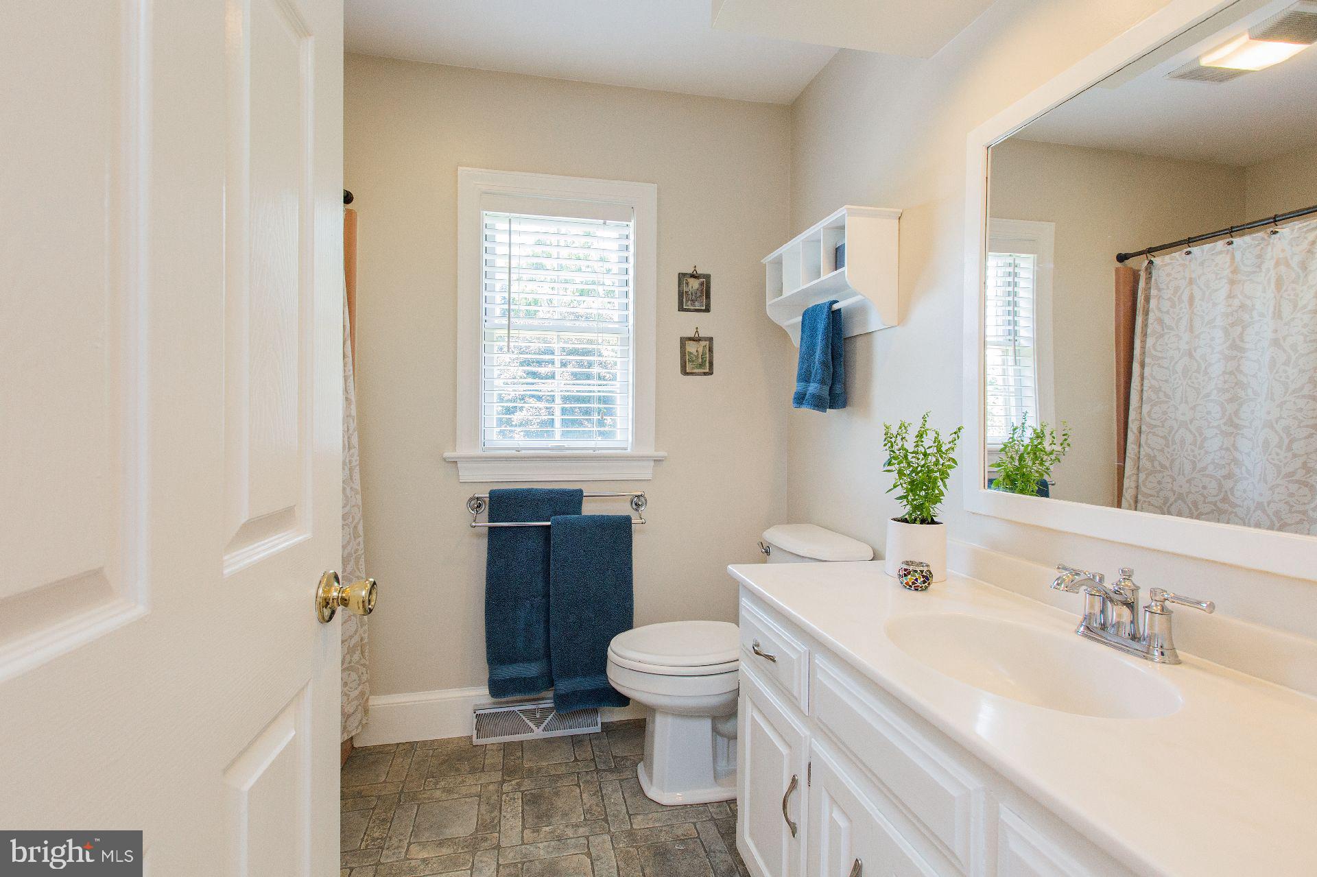 565 Wheatfield Drive Lititz, PA 17543 - Photo 47 of 79