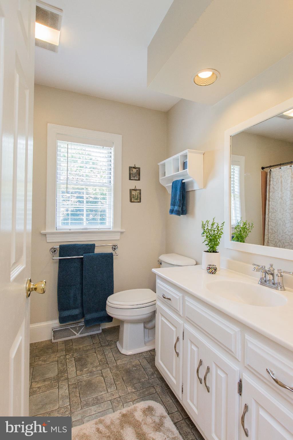 565 Wheatfield Drive Lititz, PA 17543 - Photo 49 of 79