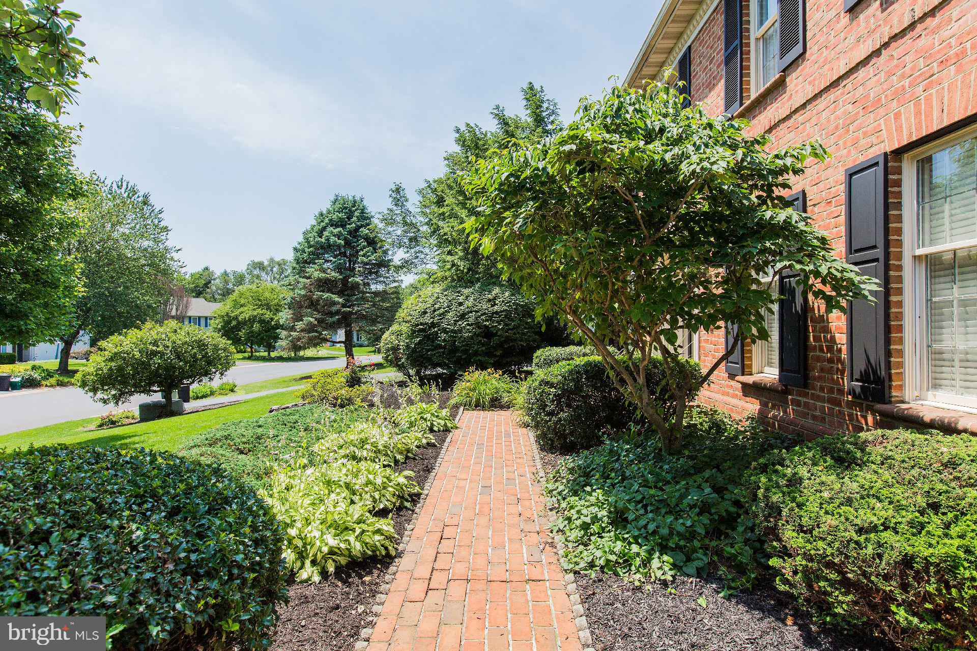 565 Wheatfield Drive Lititz, PA 17543 - Photo 7 of 79