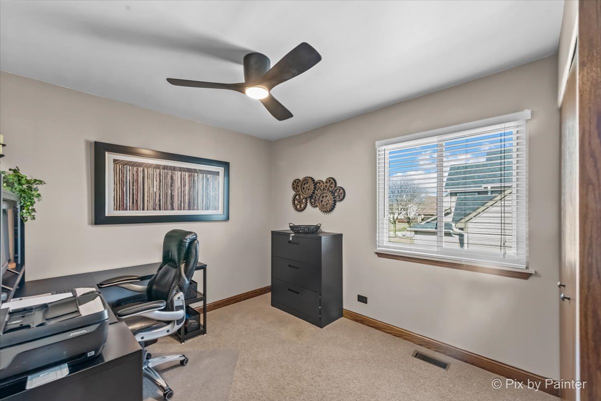 410 Harvard Lane Bartlett, IL 60103 - Photo 22 of 33