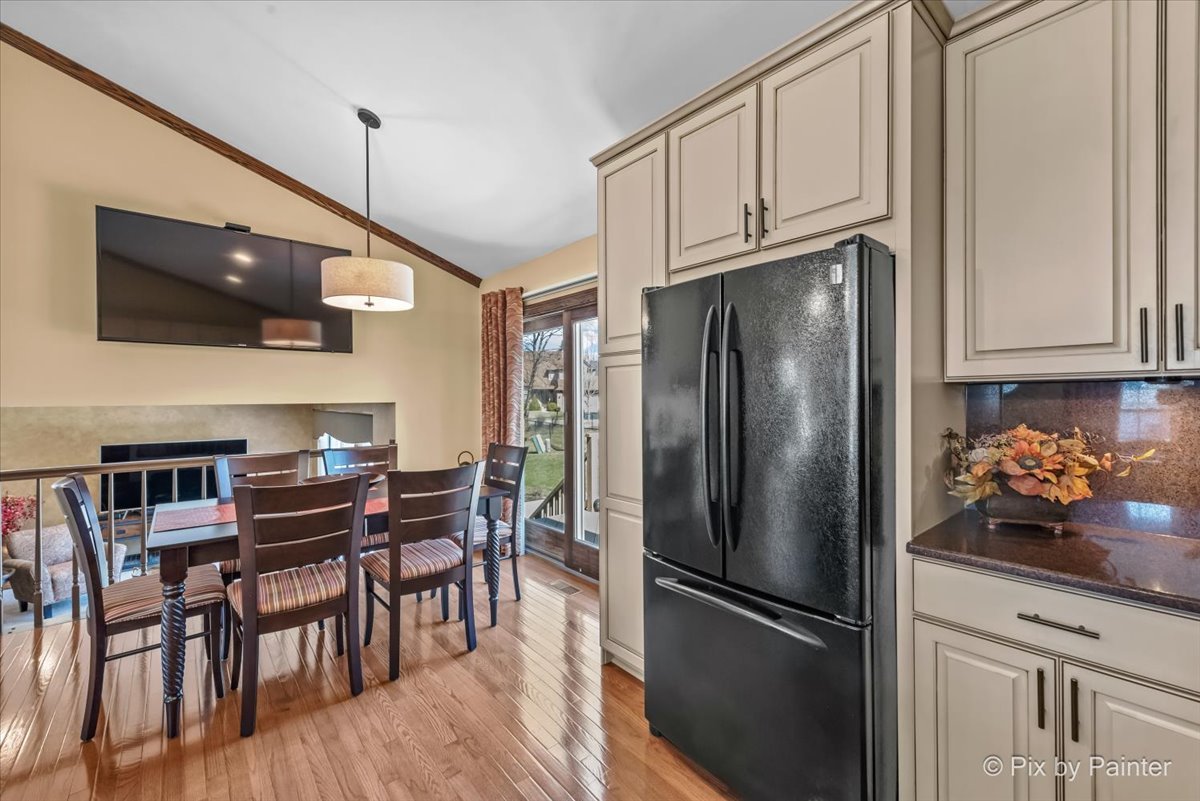 410 Harvard Lane Bartlett, IL 60103 - Photo 8 of 33