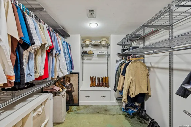 $899,000 | 212 Madison, Unit 2, San Antonio, TX 78204