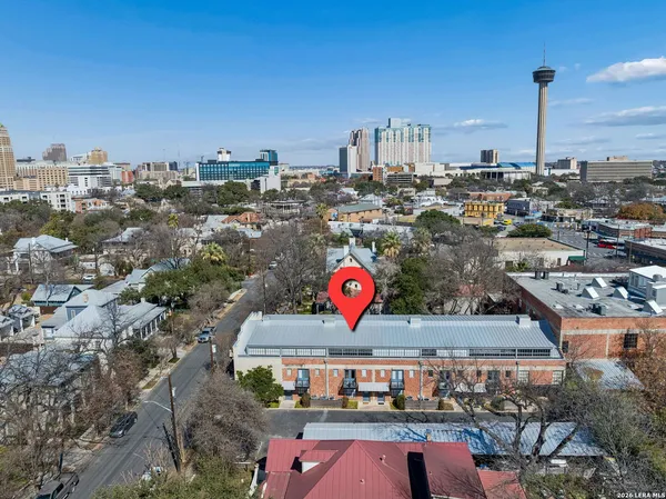 $899,000 | 212 Madison, Unit 2, San Antonio, TX 78204