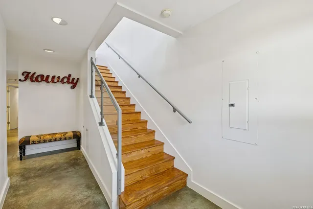 $899,000 | 212 Madison, Unit 2, San Antonio, TX 78204