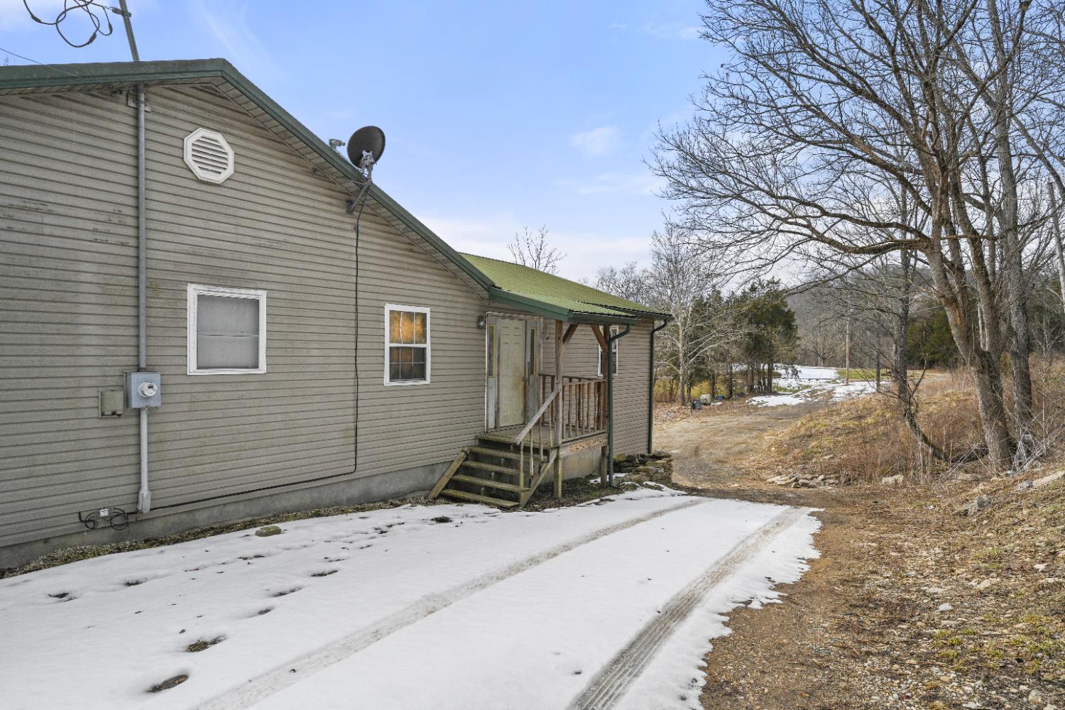 3181 North Landing Road Rising Sun, IN 47040 - Photo 2 of 31
