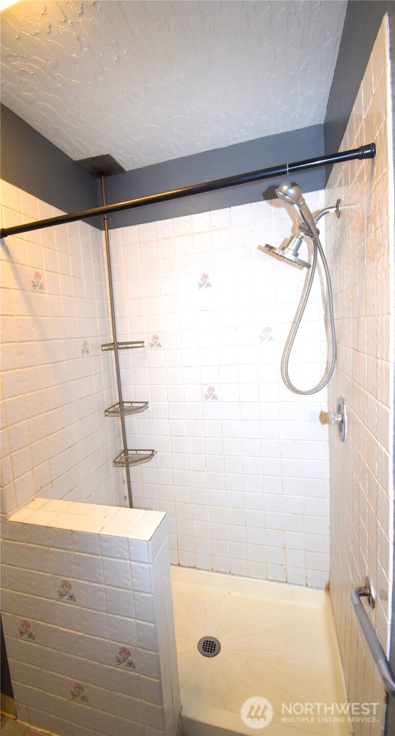 4734 Merlin Street Longview, WA 98632 - Photo 20 of 29 Gallery Image 20