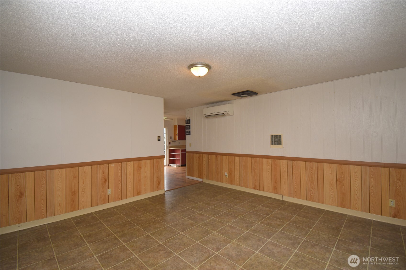4734 Merlin Street Longview, WA 98632 - Photo 8 of 29 Gallery Image 8