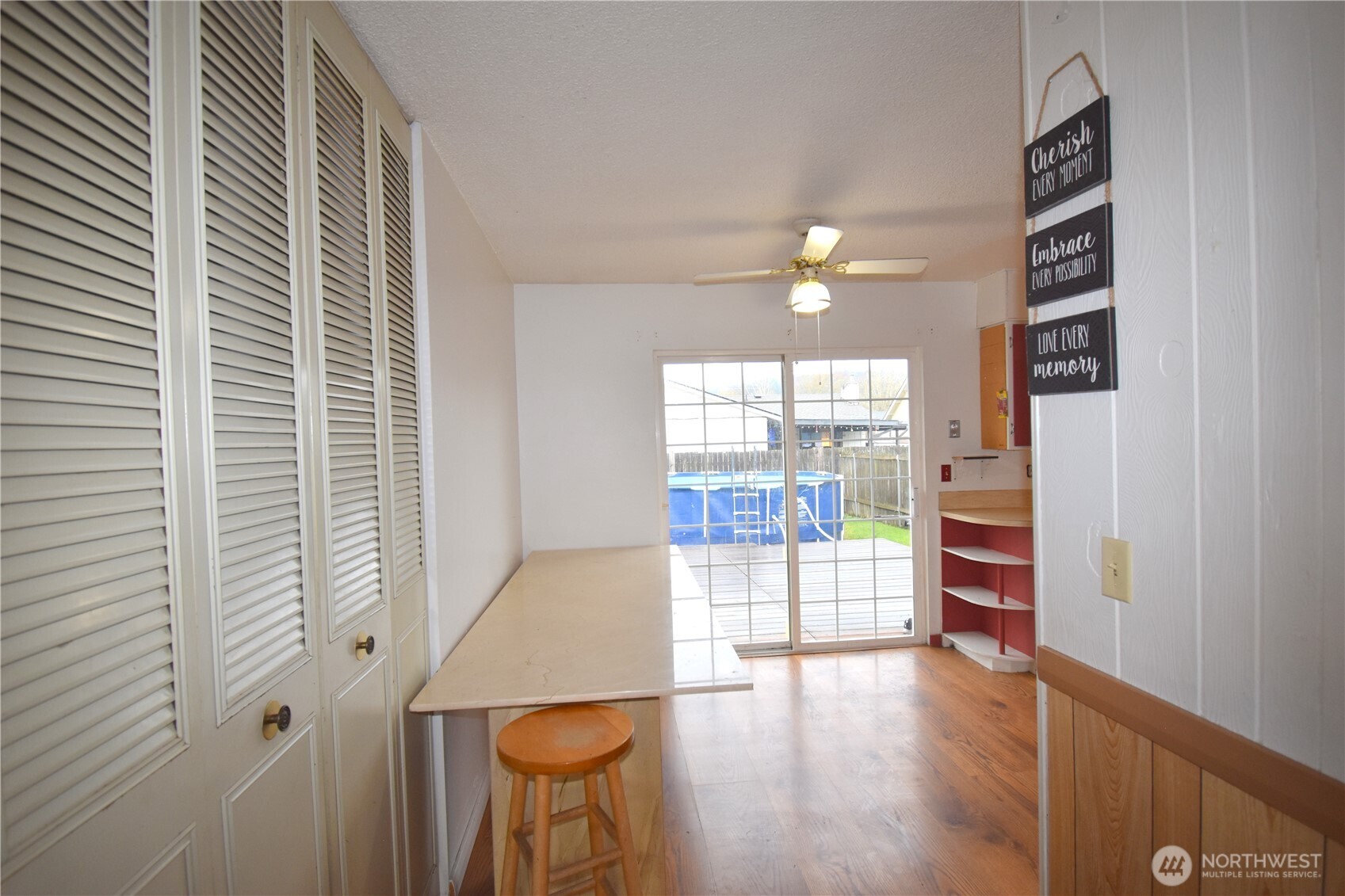 4734 Merlin Street Longview, WA 98632 - Photo 10 of 29 Gallery Image 10