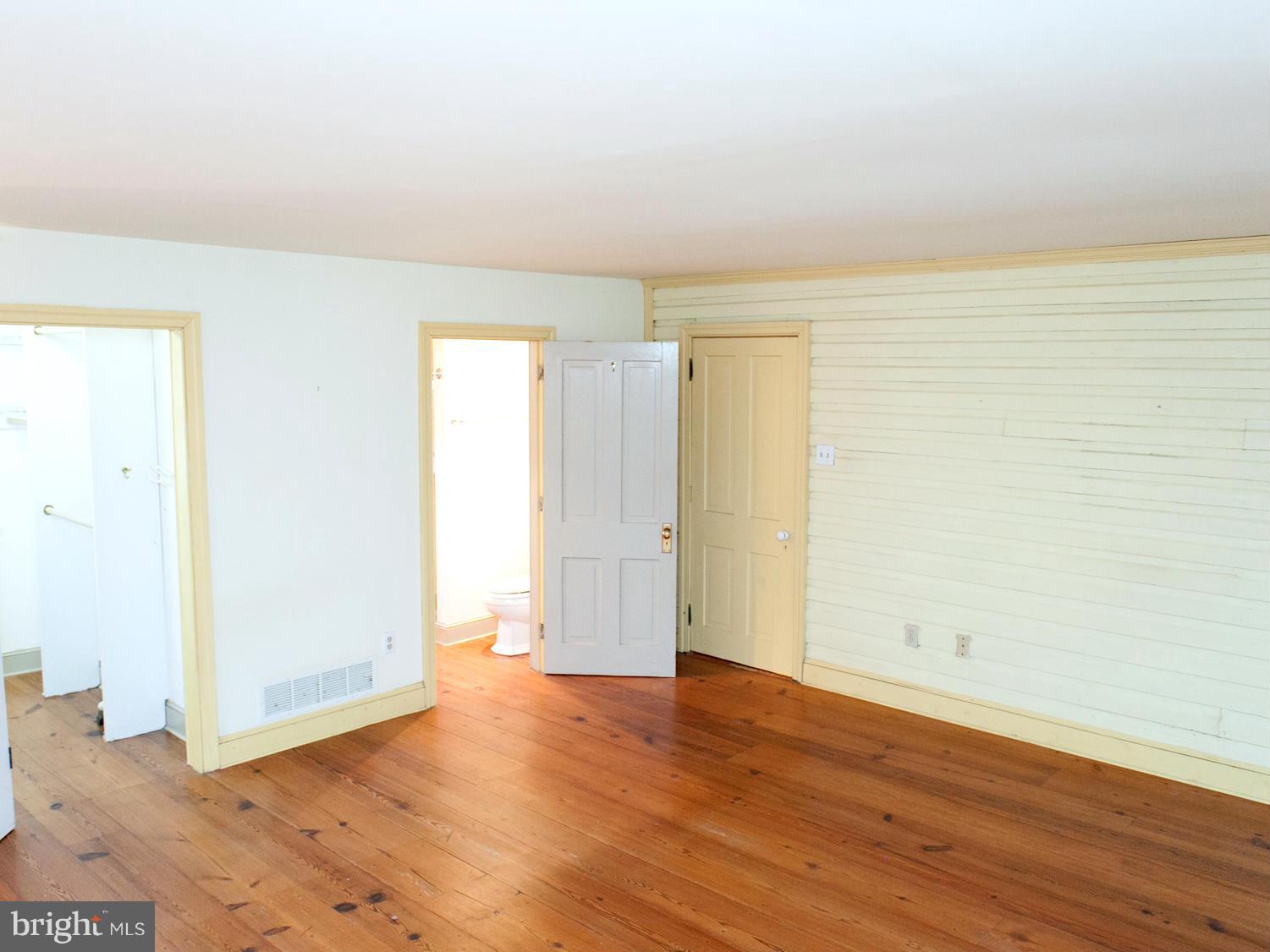 4219 Beckleysville Road Hampstead, MD 21074 - Photo 10 of 30 Bedroom