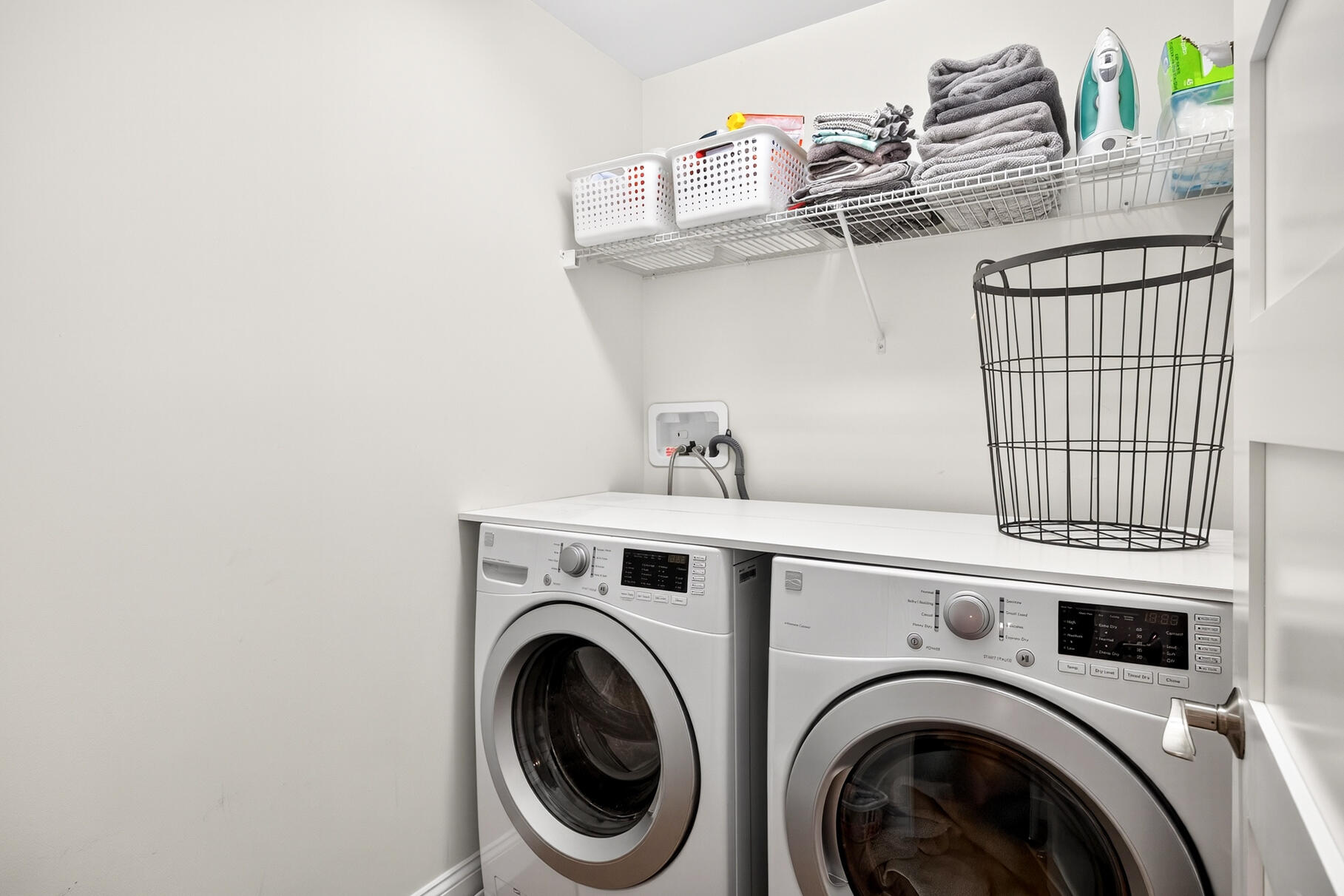 27 Prestwick Lane Mashpee, MA 02649 - Photo 43 of 66 Laundry - 052_8P0A4886