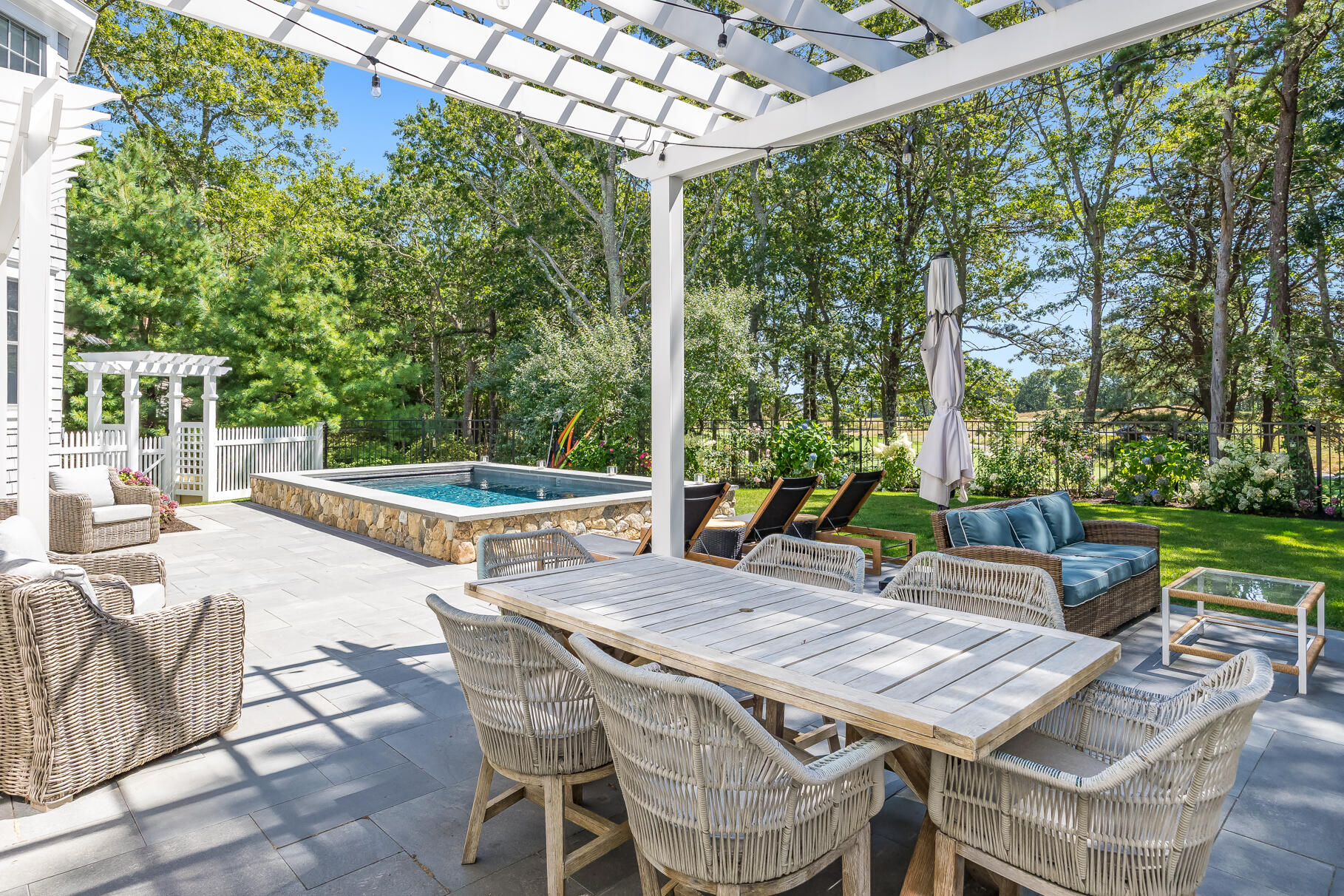 27 Prestwick Lane Mashpee, MA 02649 - Photo 45 of 66 Outdoor Entertaining Area - 8P0A5567