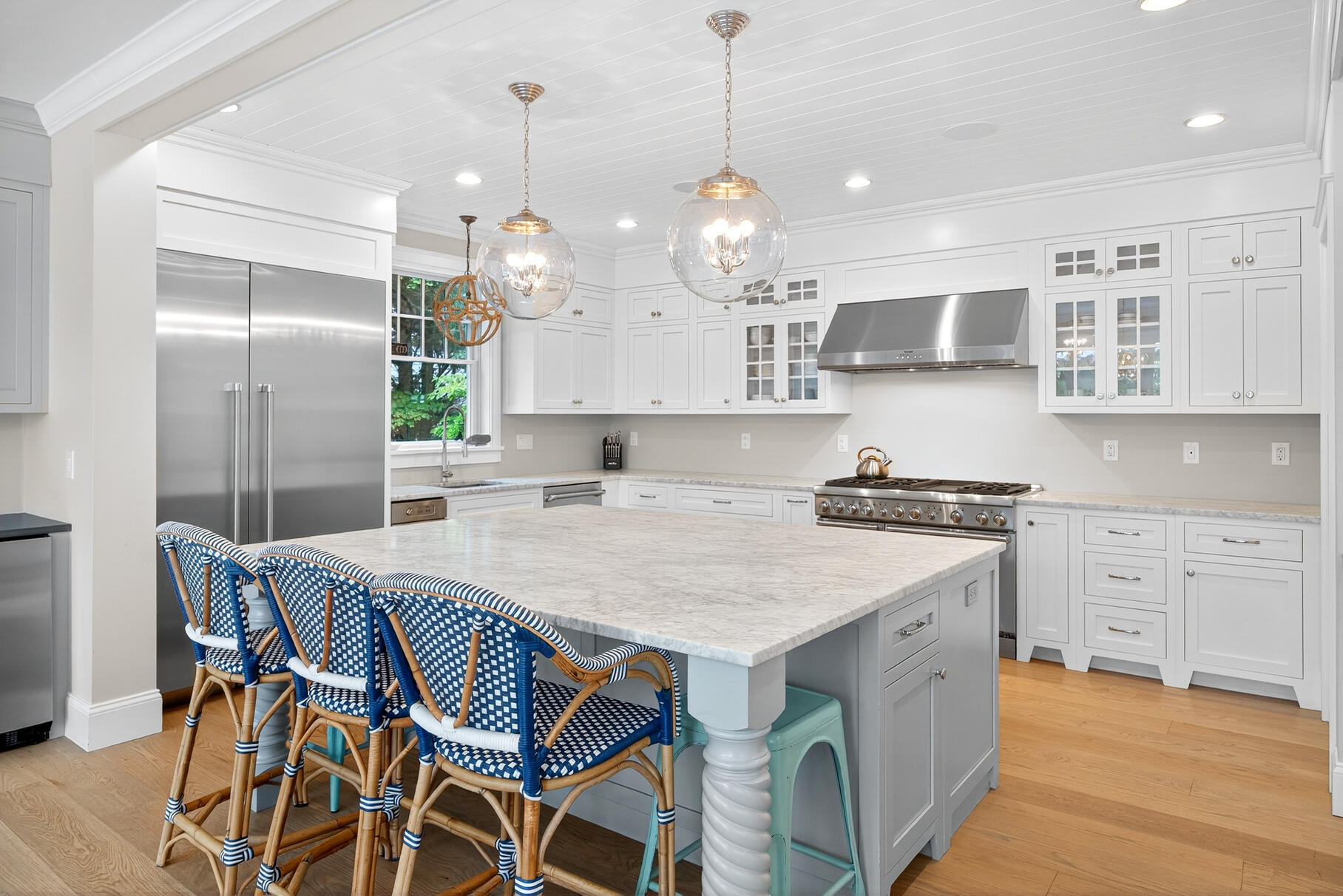 27 Prestwick Lane Mashpee, MA 02649 - Photo 7 of 66 Kitchen - 010_8P0A4754