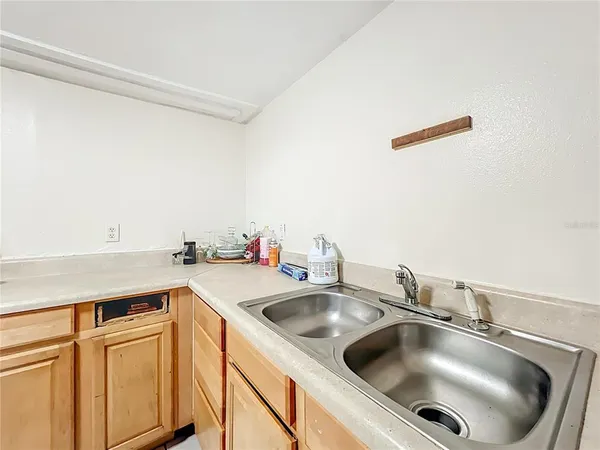 $450,000 | 301 East Atwater Avenue, Eustis, FL 32726