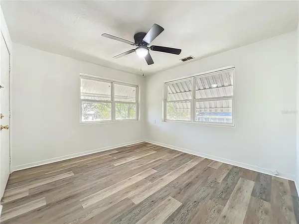 $450,000 | 301 East Atwater Avenue, Eustis, FL 32726