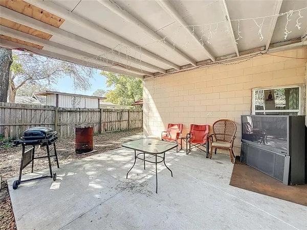 $450,000 | 301 East Atwater Avenue, Eustis, FL 32726