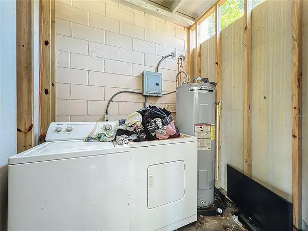 $450,000 | 301 East Atwater Avenue, Eustis, FL 32726