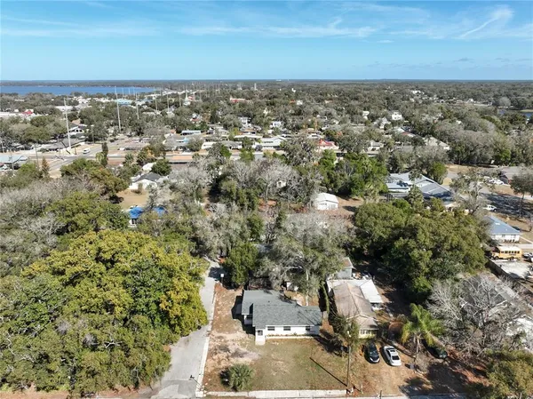 $450,000 | 301 East Atwater Avenue, Eustis, FL 32726