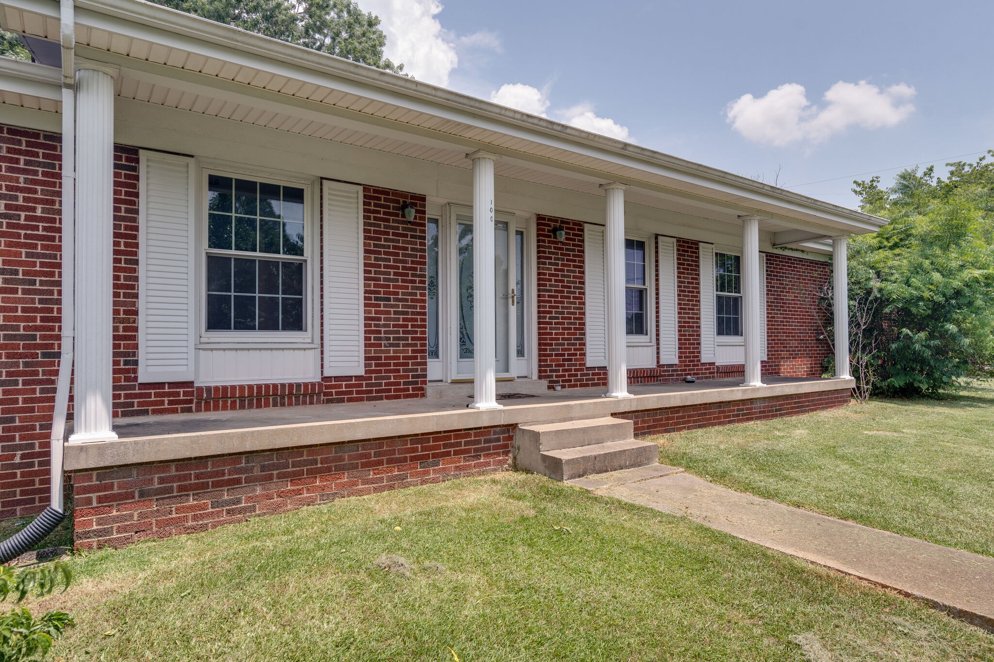 100 Stonewall Road Columbia, TN 38401 - Photo 2 of 23 Gallery Image 2
