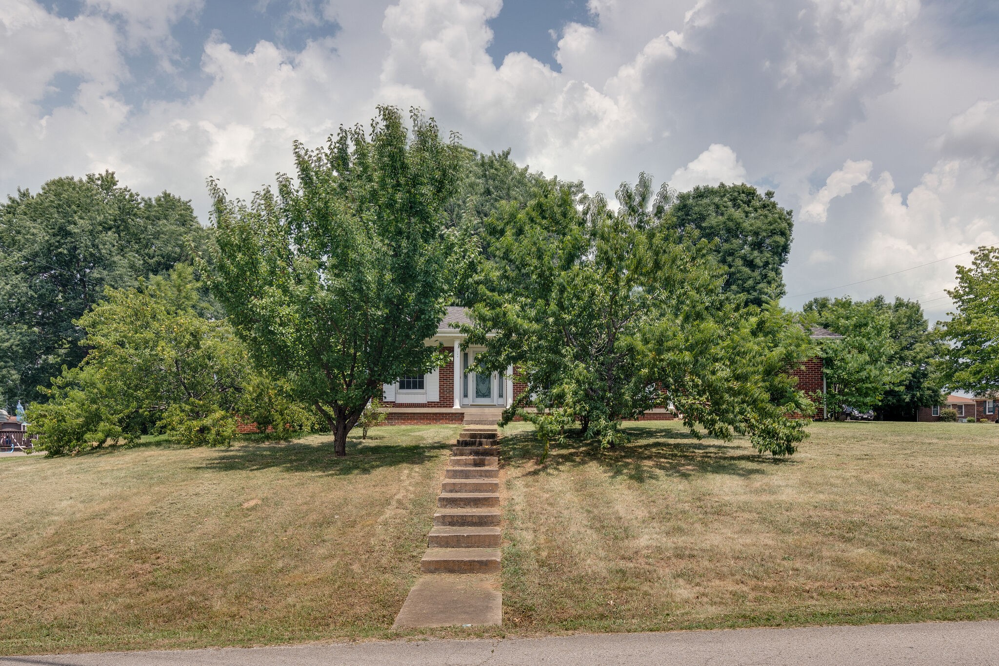 100 Stonewall Road Columbia, TN 38401 - Photo 3 of 23 Gallery Image 3