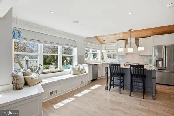 $720,000 | 7806 Summit Drive, Pasadena, MD 21122