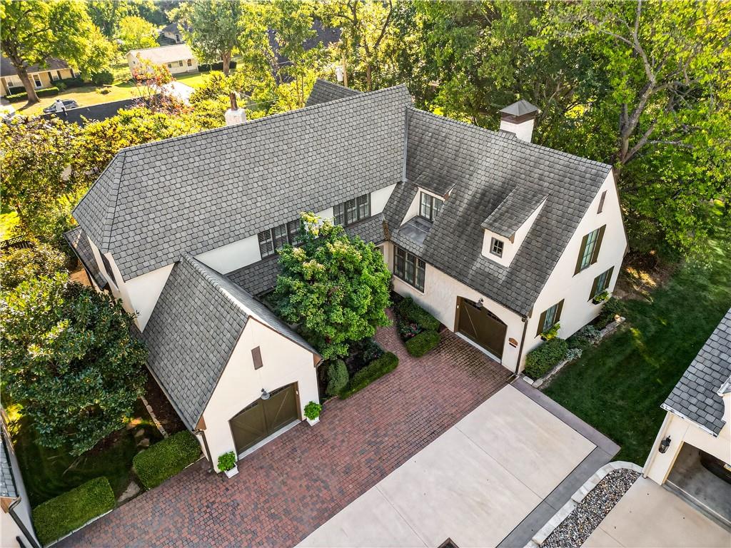 7805 Mission Road Prairie Village, KS 66208 - Photo 1 of 49