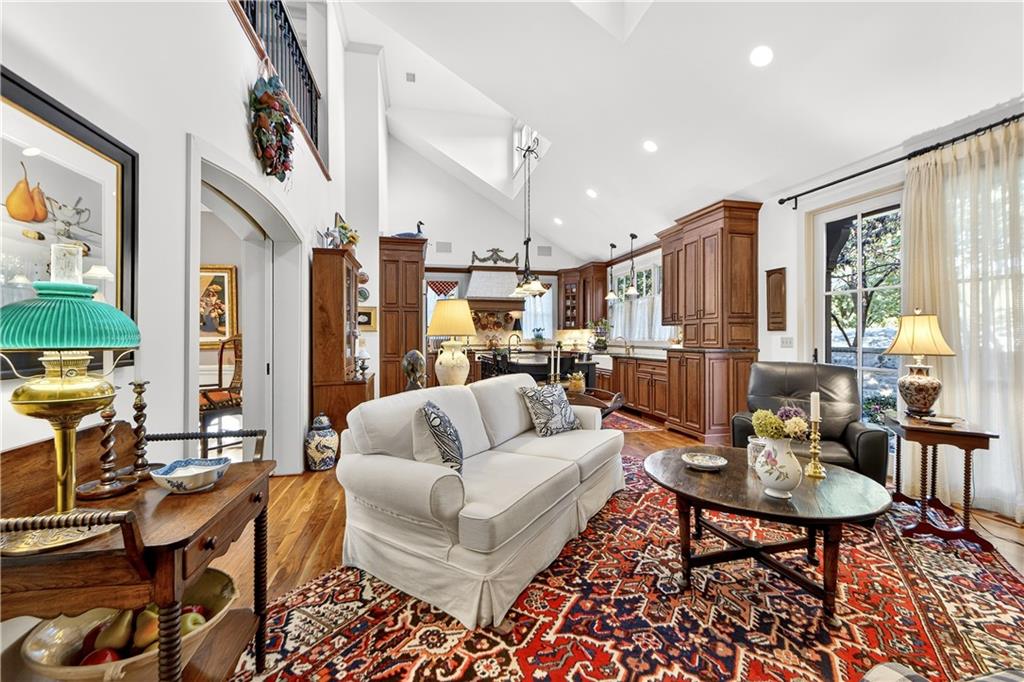 7805 Mission Road Prairie Village, KS 66208 - Photo 12 of 49