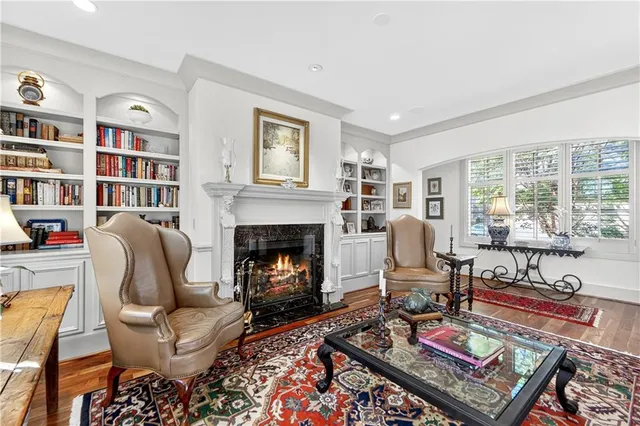 $1,325,000 | 7805 Mission Road, Prairie Village, KS 66208