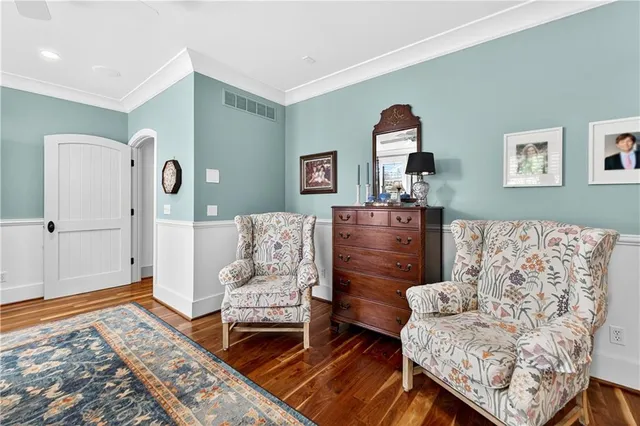 $1,325,000 | 7805 Mission Road, Prairie Village, KS 66208