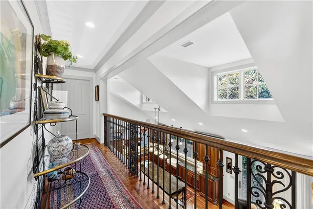 $1,325,000 | 7805 Mission Road, Prairie Village, KS 66208