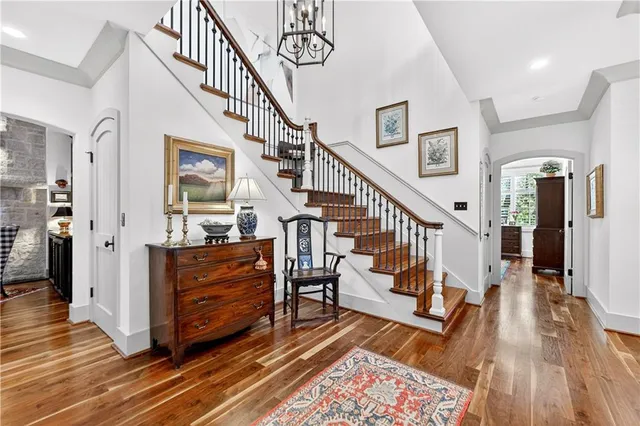 $1,325,000 | 7805 Mission Road, Prairie Village, KS 66208