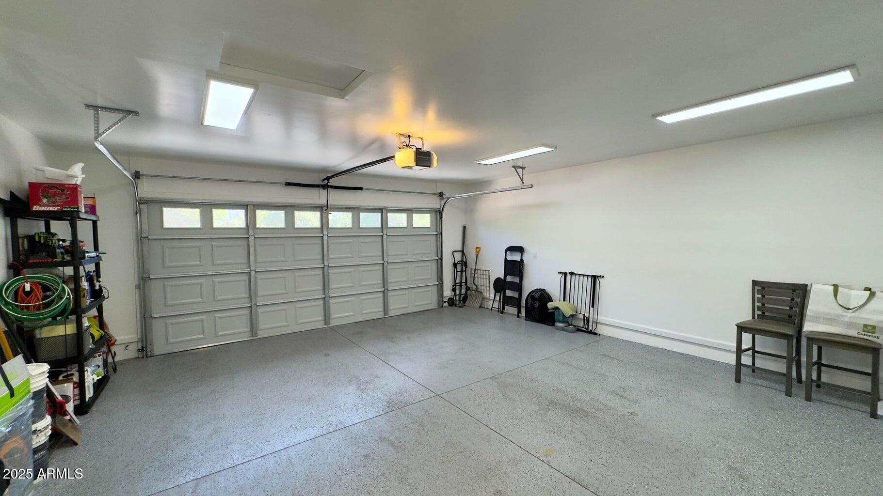 513 West Saddle Lane Payson, AZ 85541 - Photo 14 of 17 a view of a garage with furniture