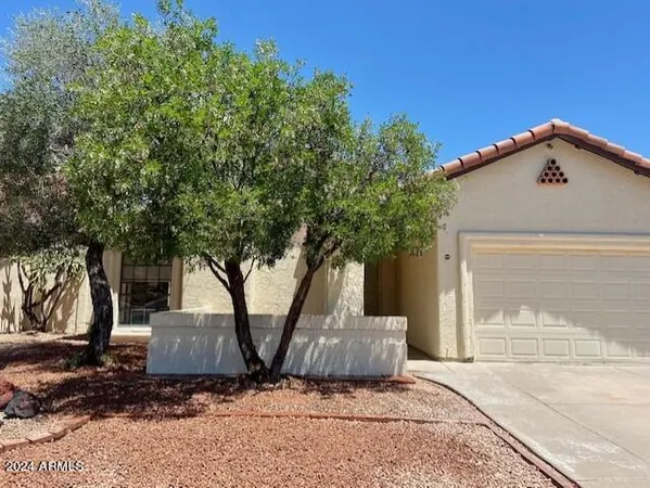 $2,500 | 1543 North La Rosa Drive, Tempe, AZ 85288