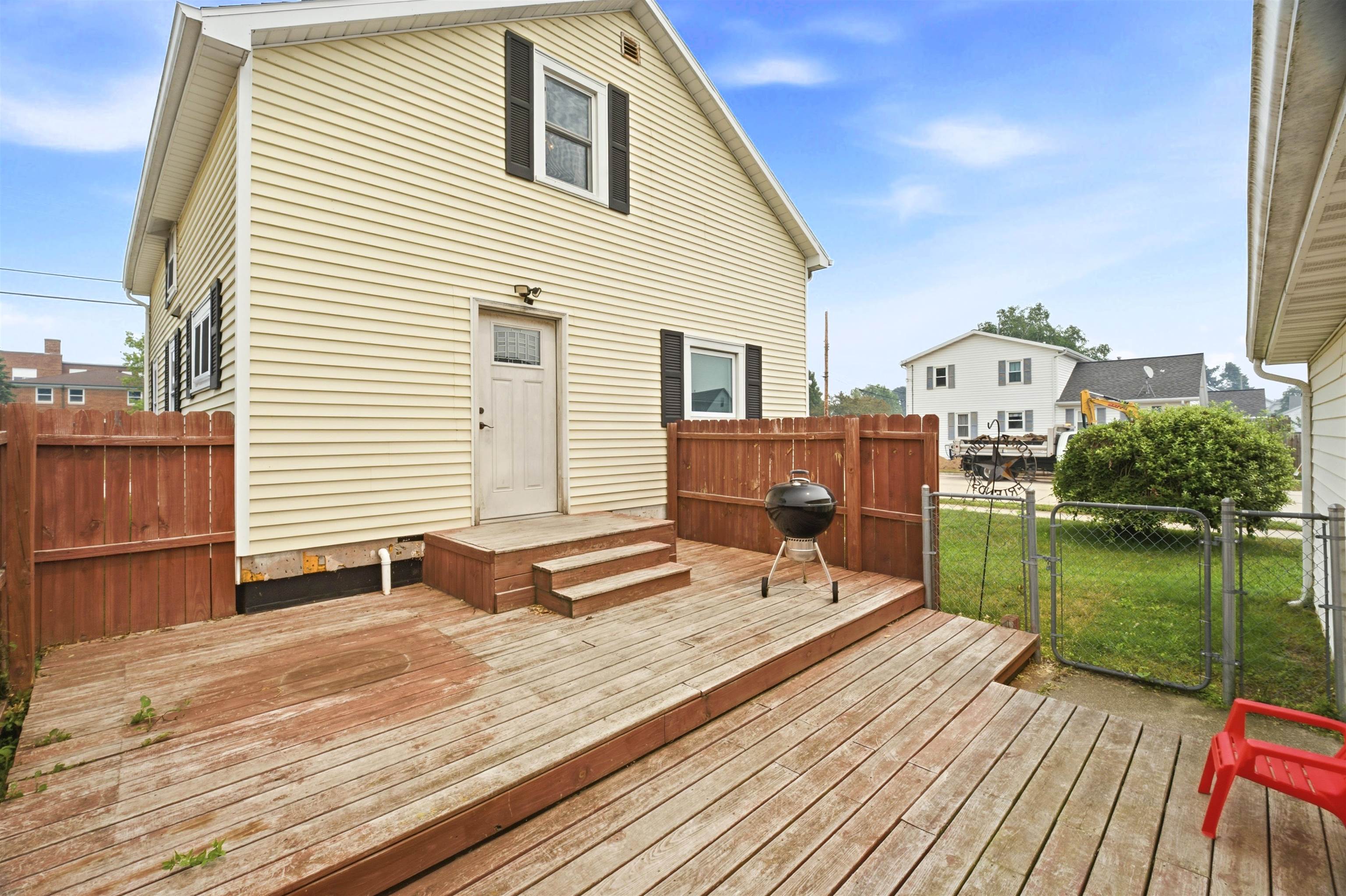 2201 11th Street Two Rivers, WI 54241 - Photo 32 of 33