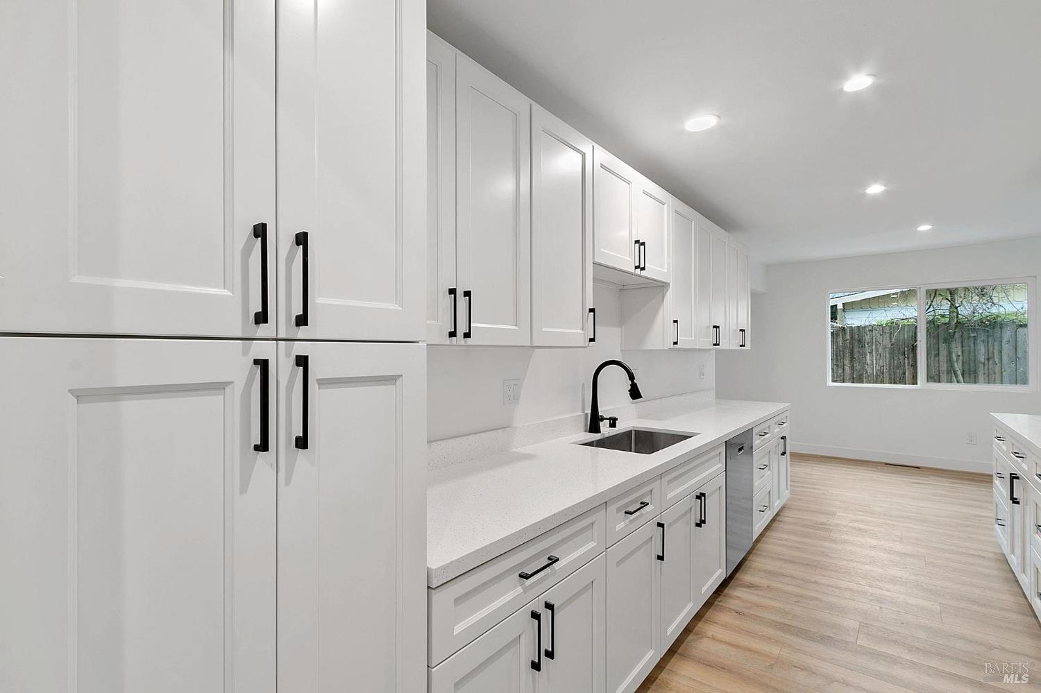 604 Oregon Street Fairfield, CA 94533 - Photo 11 of 25