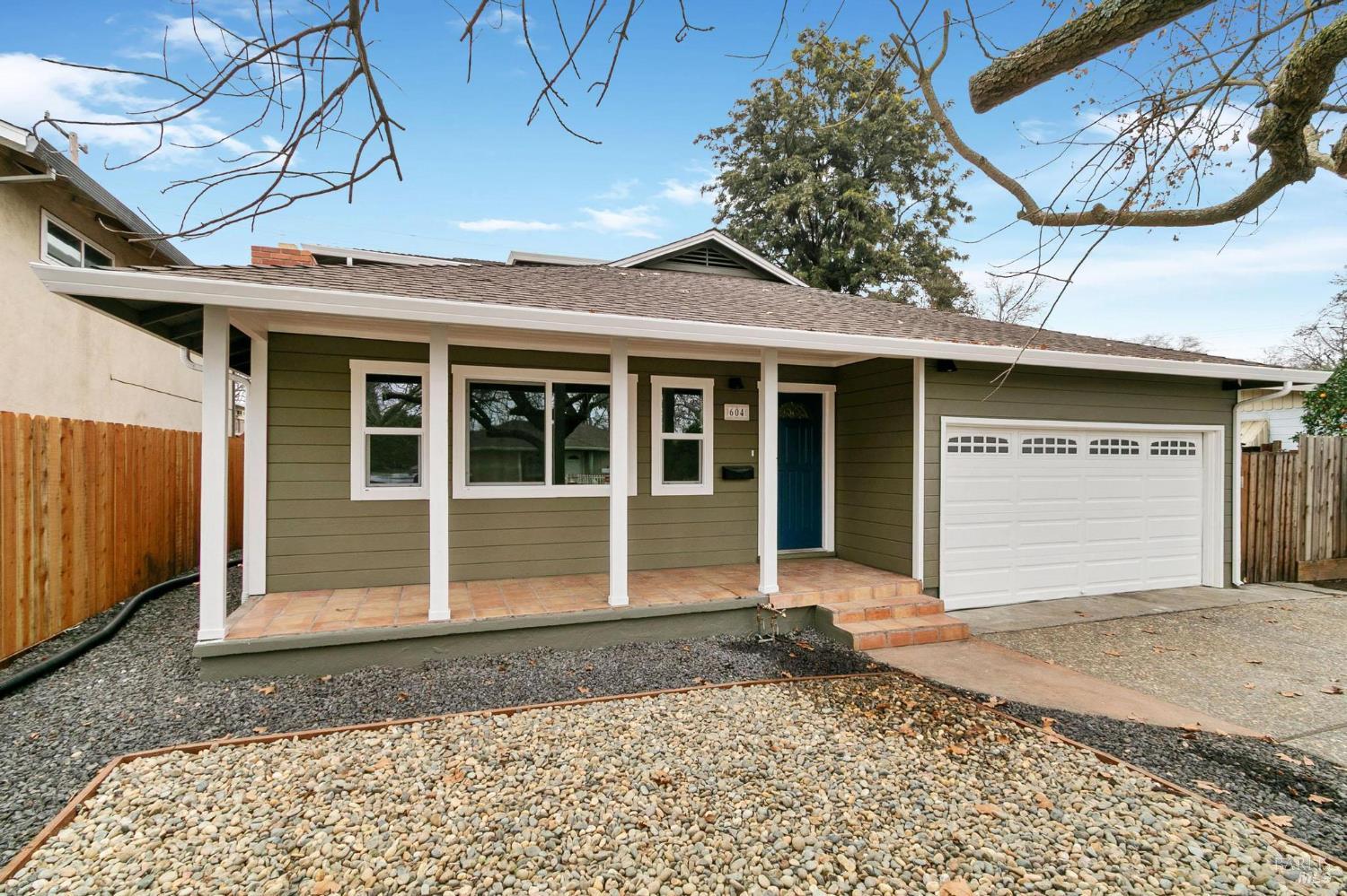 604 Oregon Street Fairfield, CA 94533 - Photo 2 of 25