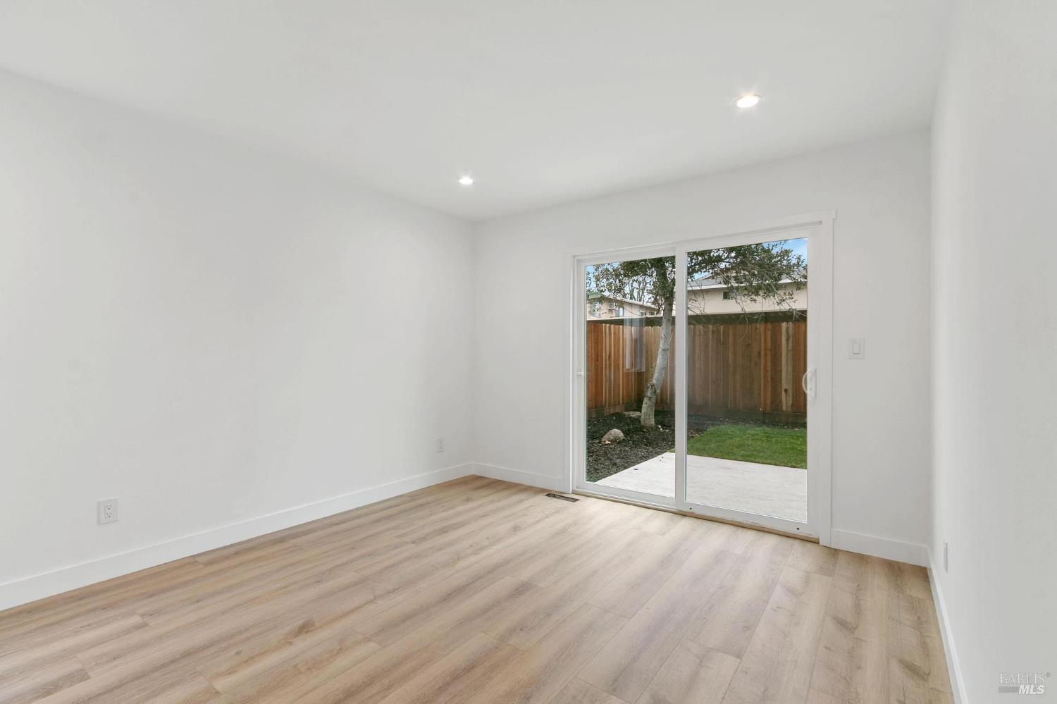 604 Oregon Street Fairfield, CA 94533 - Photo 24 of 25