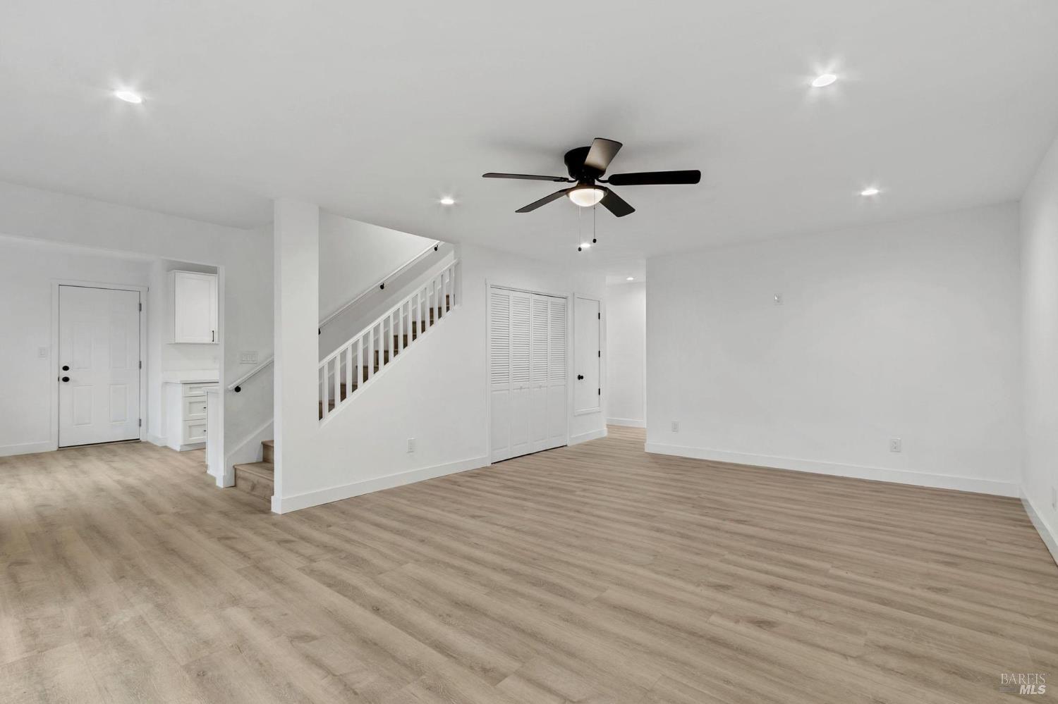 604 Oregon Street Fairfield, CA 94533 - Photo 7 of 25