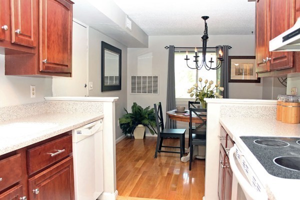 9 Beal's Cove Road, Unit D Hingham, MA 02043 - Photo 5 of 18 Gallery Image 5