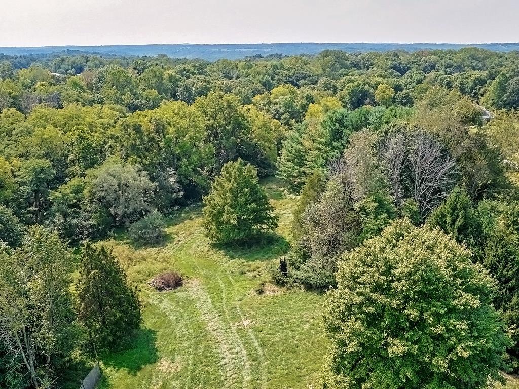 1100 West Lawson Road Bloomington, IN 47404 - Photo 15 of 20 Gallery Image 15