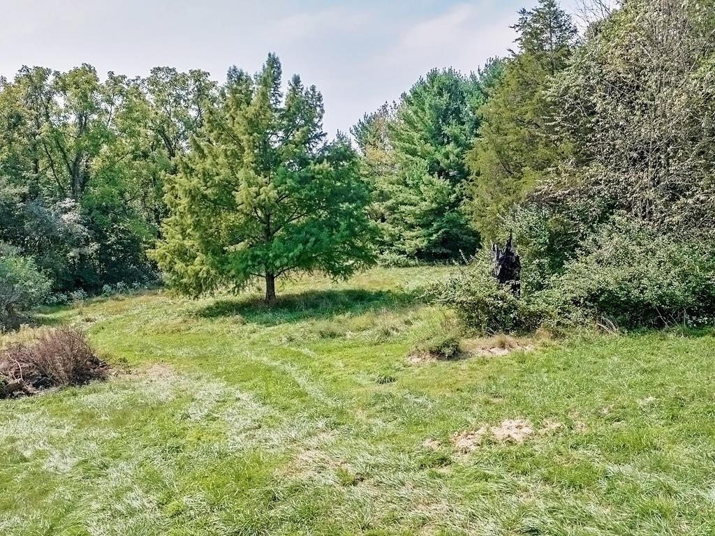 1100 West Lawson Road Bloomington, IN 47404 - Photo 17 of 20 Gallery Image 17