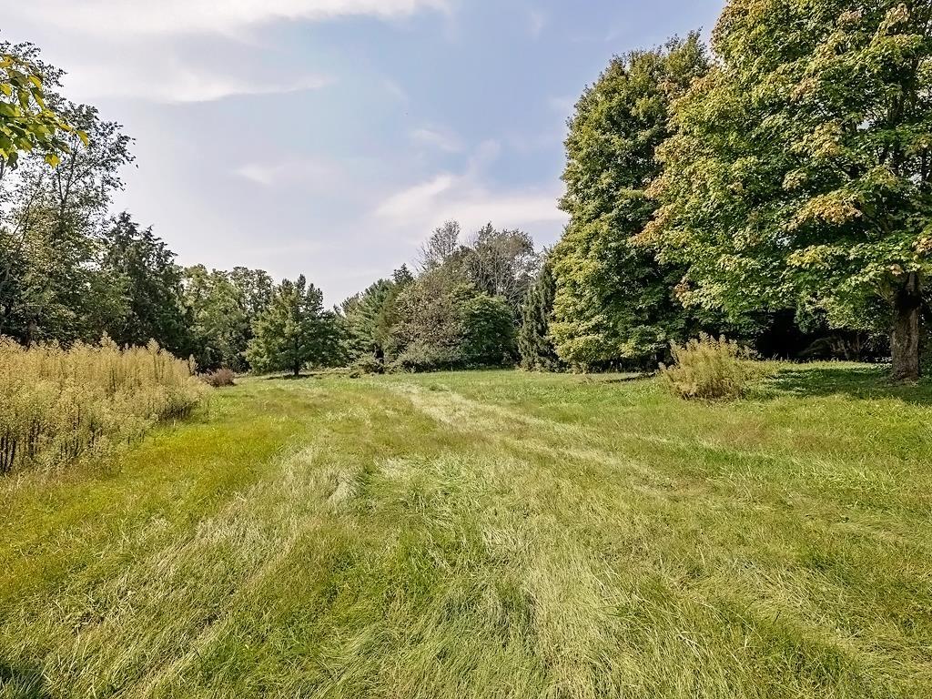 1100 West Lawson Road Bloomington, IN 47404 - Photo 3 of 20 Gallery Image 3