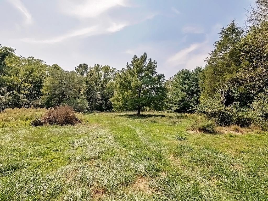 1100 West Lawson Road Bloomington, IN 47404 - Photo 6 of 20 Gallery Image 6