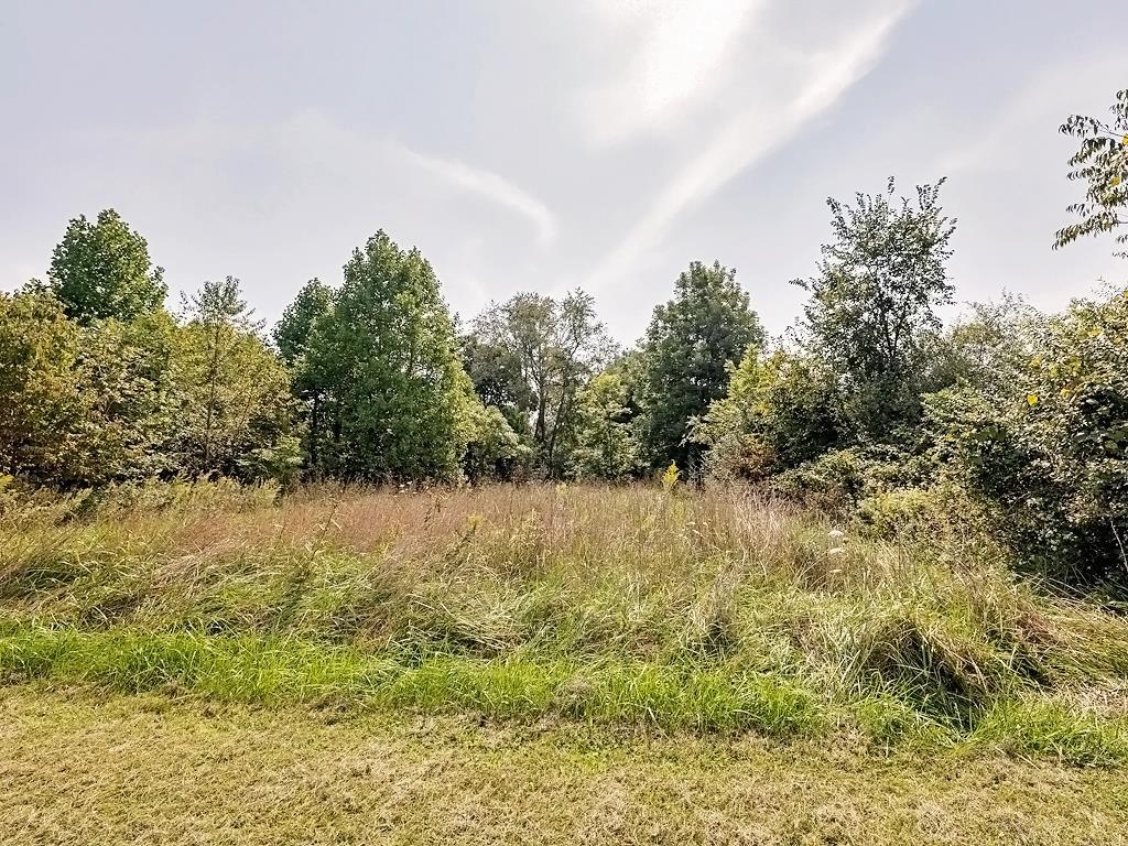 1100 West Lawson Road Bloomington, IN 47404 - Photo 10 of 20 Gallery Image 10