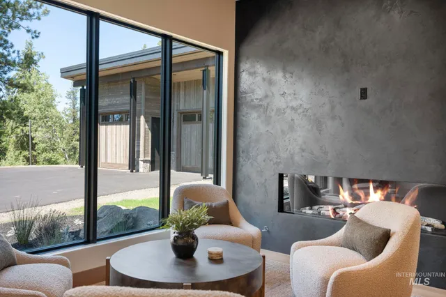 $2,100,000 | 1201 South Samson Trail, McCall, ID 83638