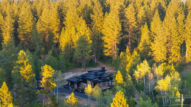 $2,100,000 | 1201 South Samson Trail, McCall, ID 83638
